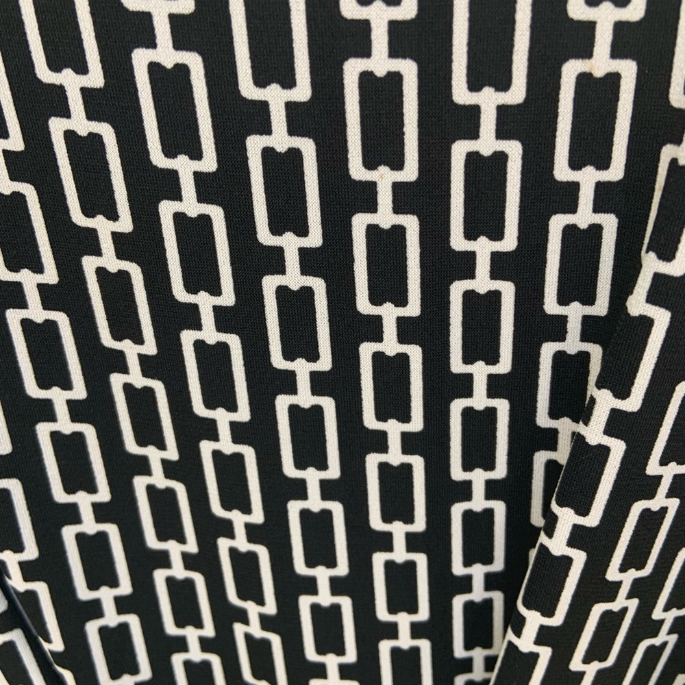 Dress - Picture 3 of 6